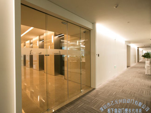 企業辦公室玻璃自動感應門-騰訊案例圖片 企業辦公室玻璃自動感應門-騰訊案例圖片